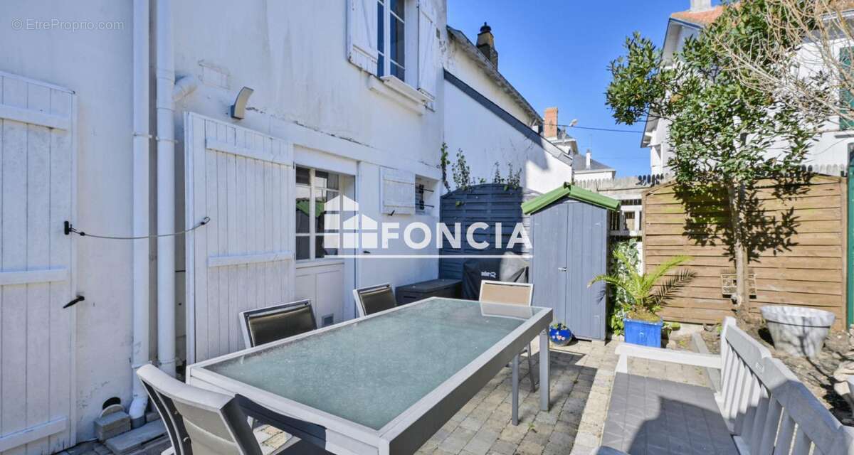 Appartement à LE POULIGUEN