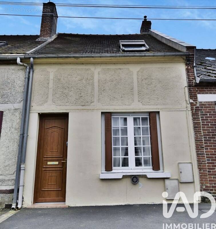 Photo 1 - Maison à MAIGNELAY-MONTIGNY