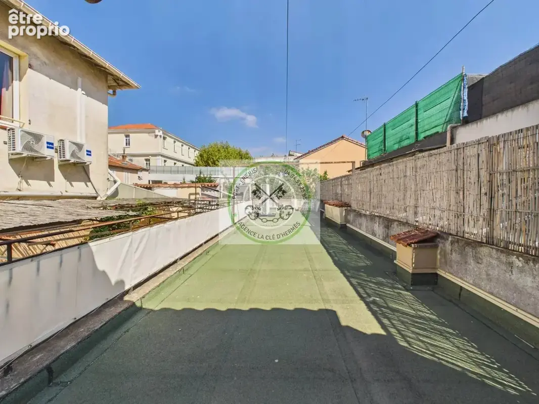 murs pour loft ou commerce   SAINT RAPHAEL CENTRE - photo 25