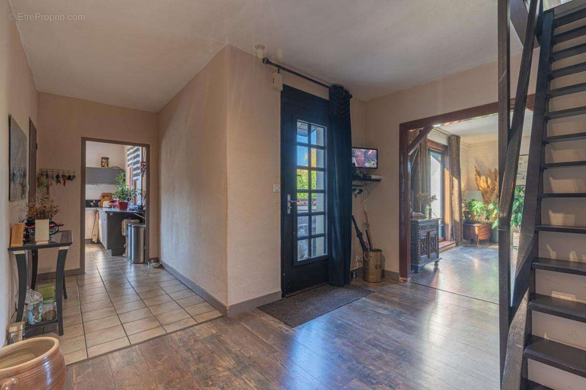 Maison à CHATEAUPONSAC