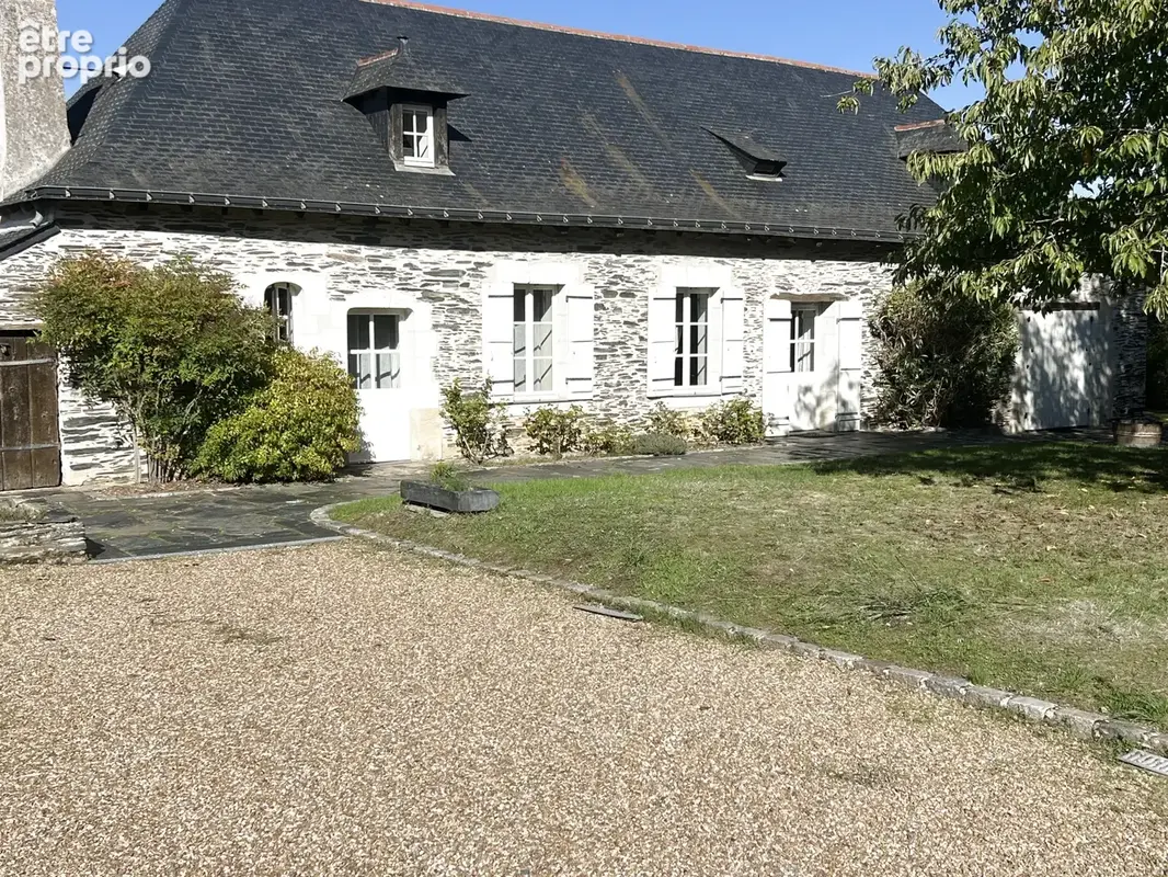 Saint barthelemy d'anjou - propriete de caractere du xviiiè siecle - photo 16