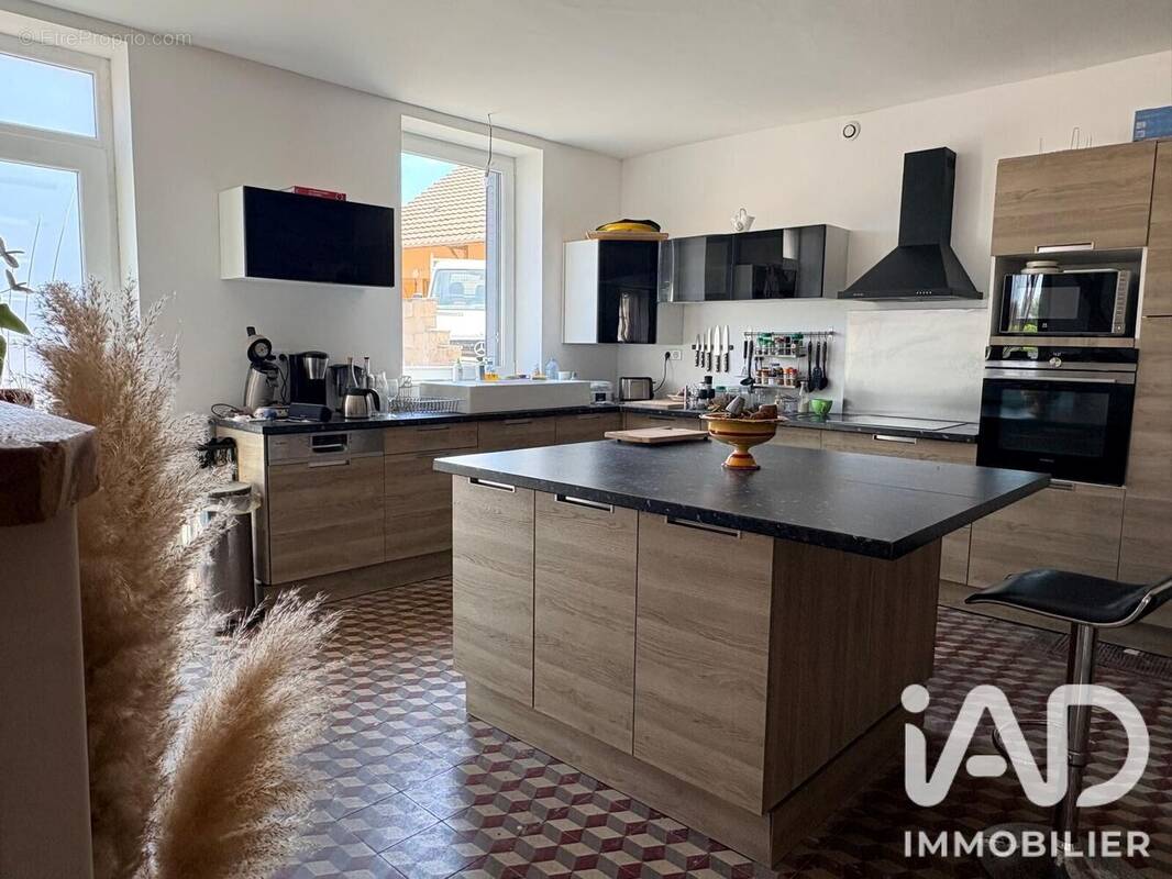 Maison 174 m² à Mairy-Sur-Marne  - photo 1
