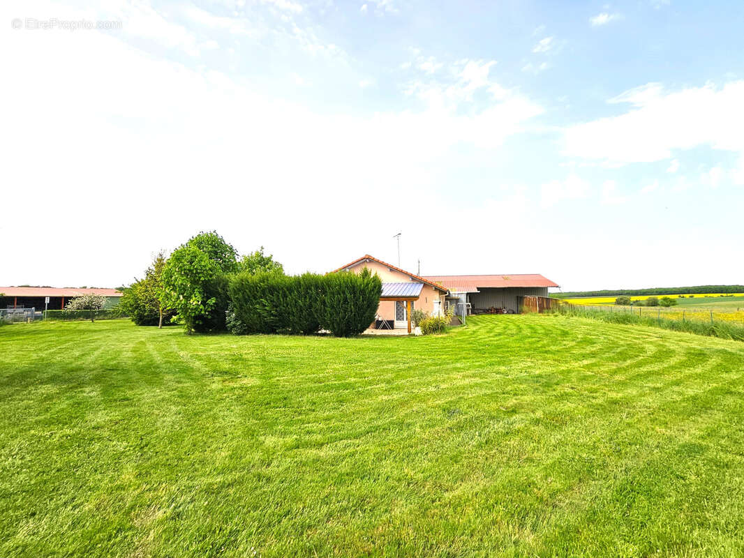 Maison à SERANVILLE