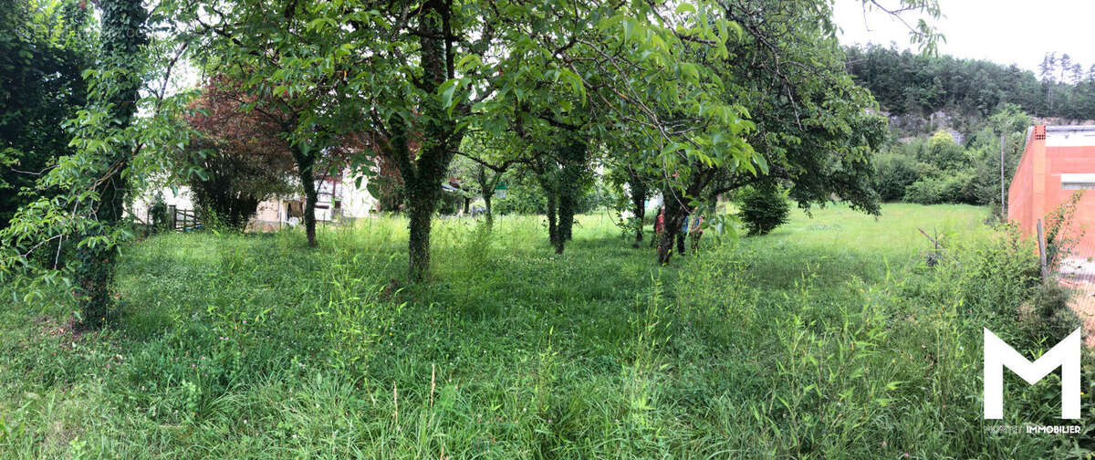 Terrain à TRELISSAC