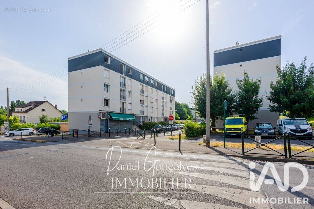 Photo 1 - Appartement à MONTIGNY-LES-CORMEILLES