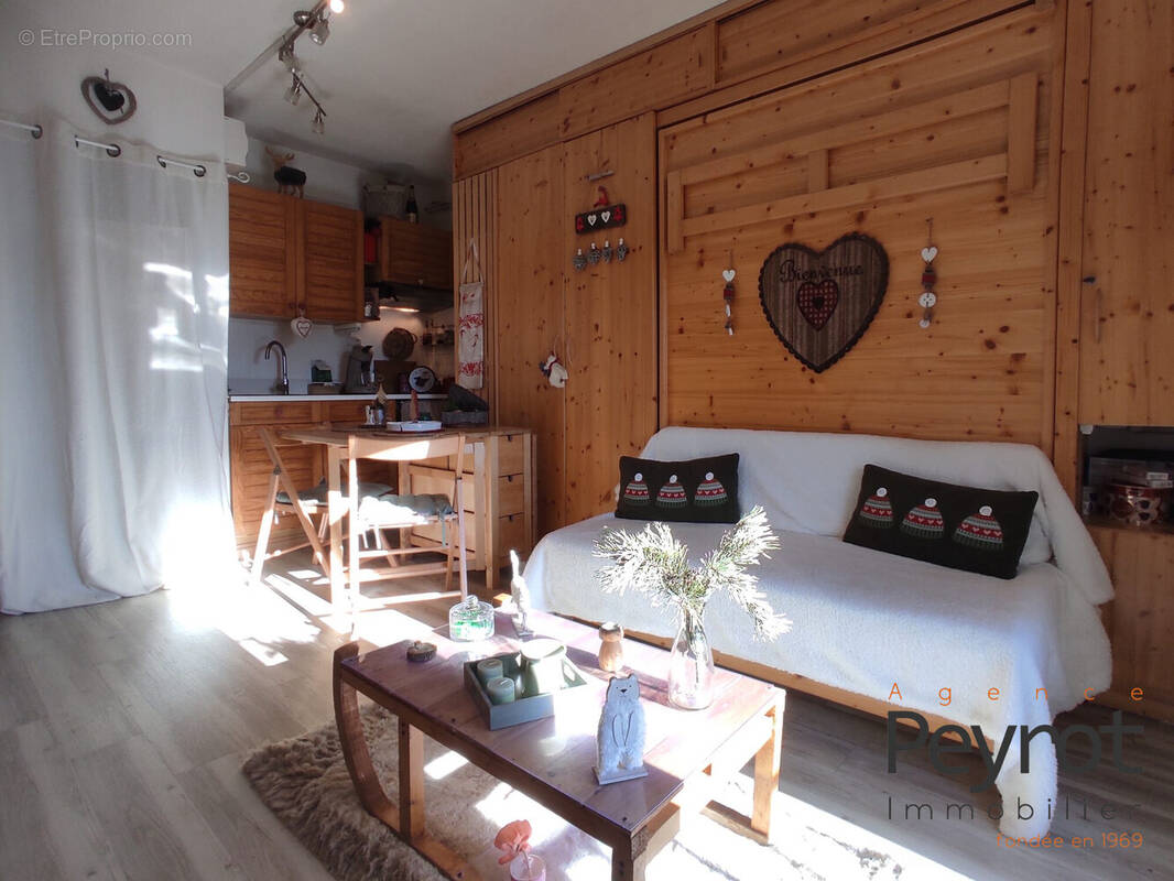 Appartement à LES ANGLES