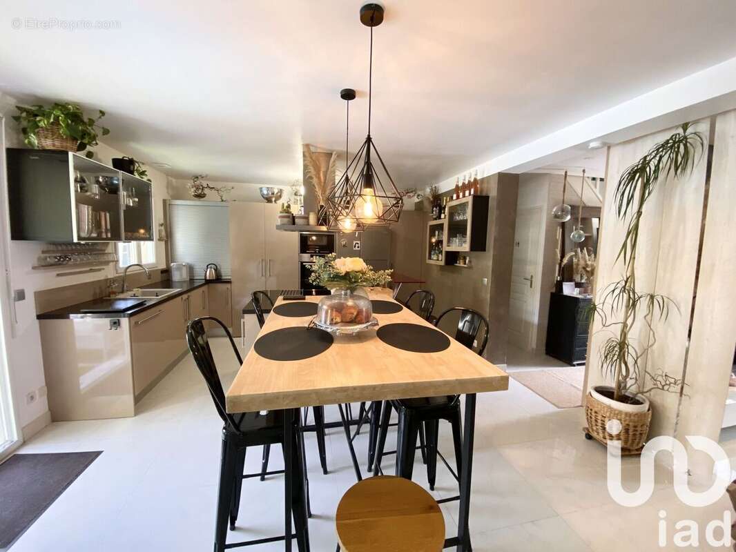 Photo 8 - Maison à SAINT-FARGEAU-PONTHIERRY