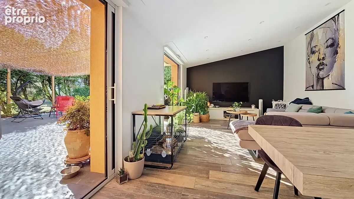 Photo Maison à Jassans-Riottier au prix de 380 000€