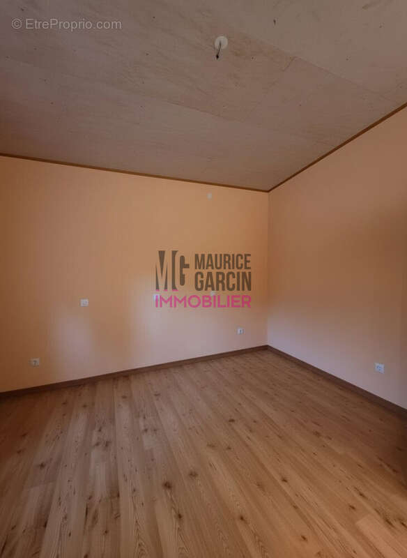 Maison 180 m² à Pernes-Les-Fontaines  - photo 8