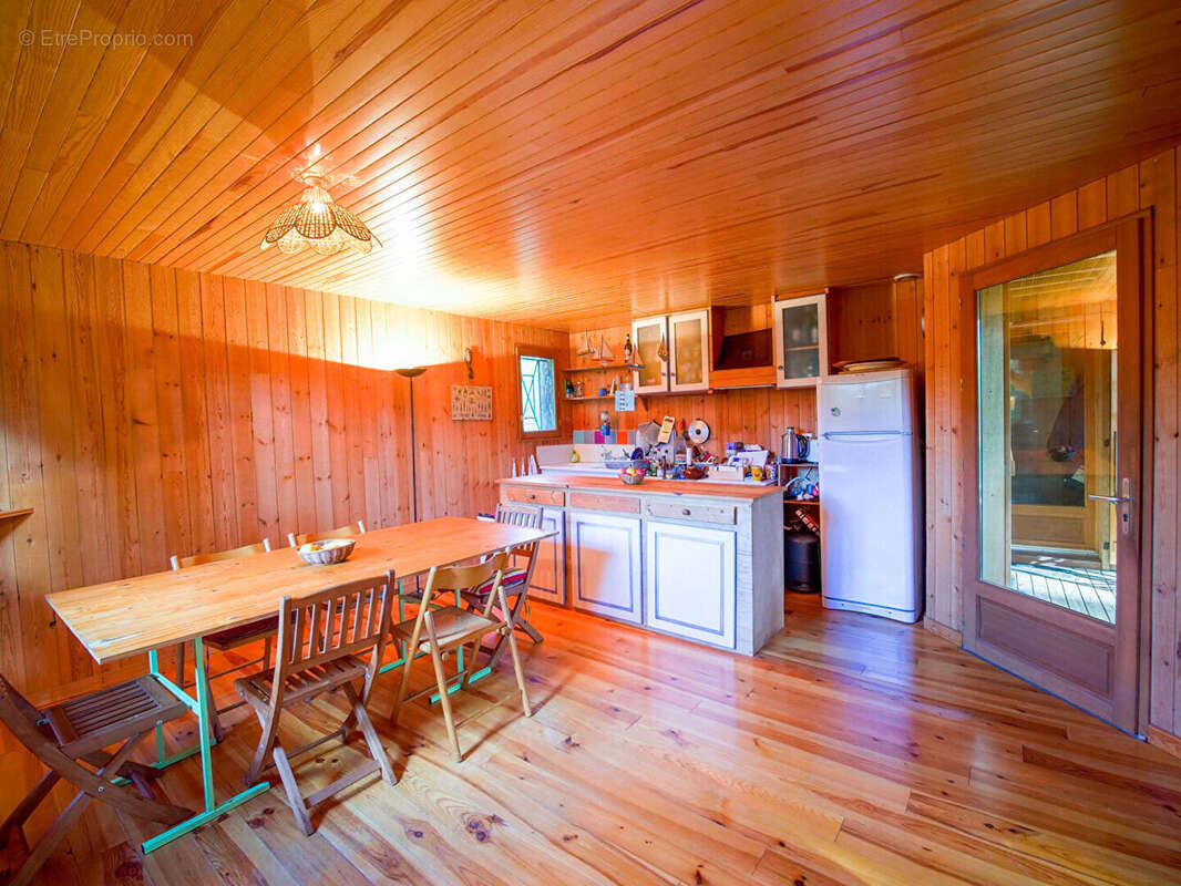 Bien rare ! un chalet hors du temps - photo 2