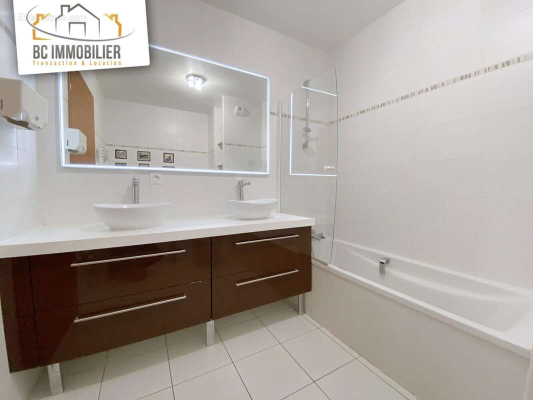 Appartement à PREVESSIN-MOENS