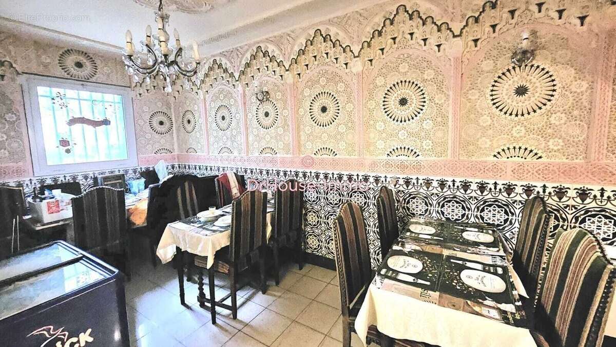 Commerce à MAUREPAS