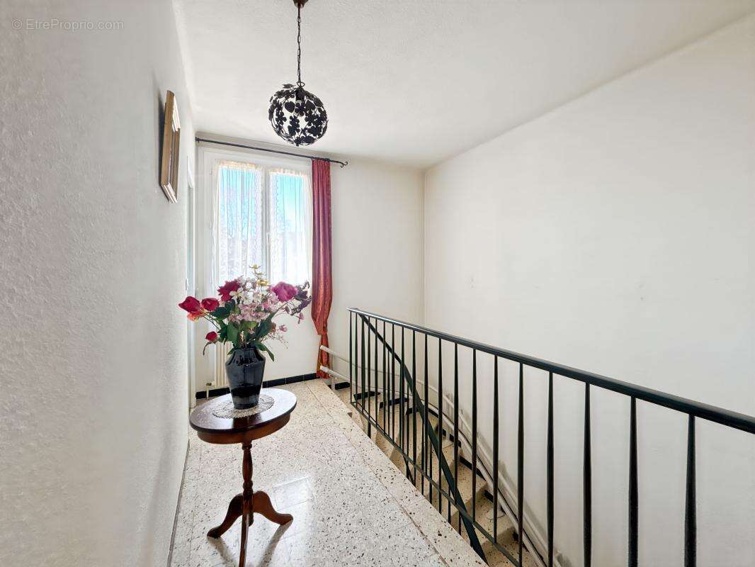 Maison à CHATEAU-ARNOUX-SAINT-AUBAN