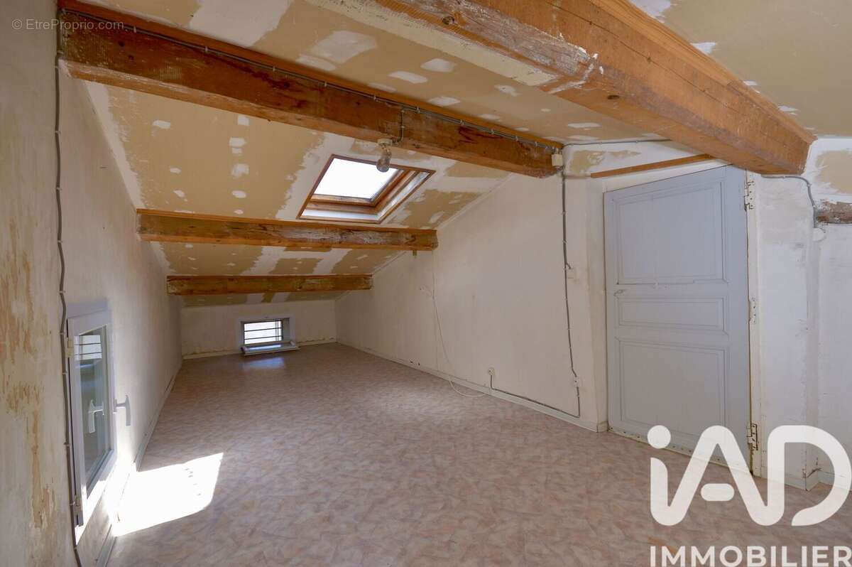 Maison 81 m² à Felines-Termenes  - photo 7