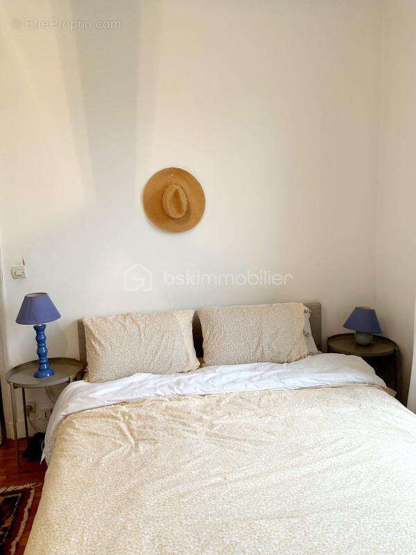 Appartement à LA GARENNE-COLOMBES