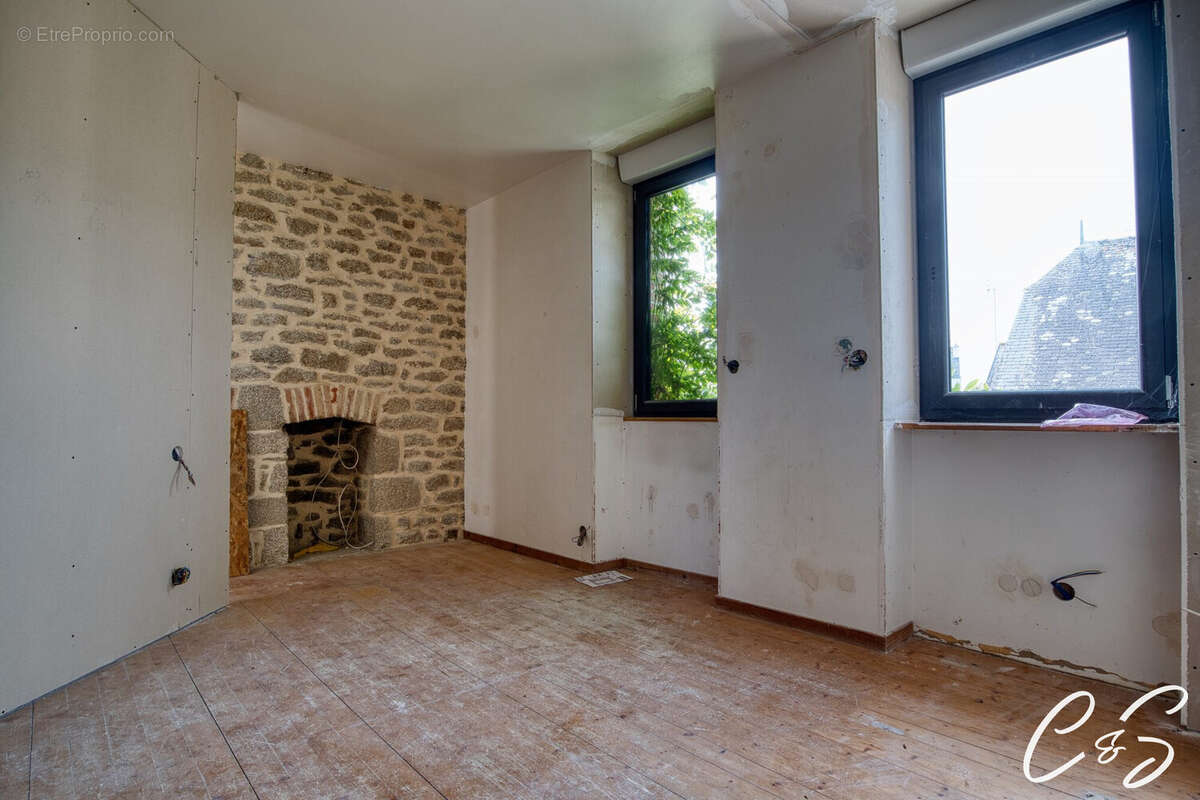 Maison à LOCTUDY