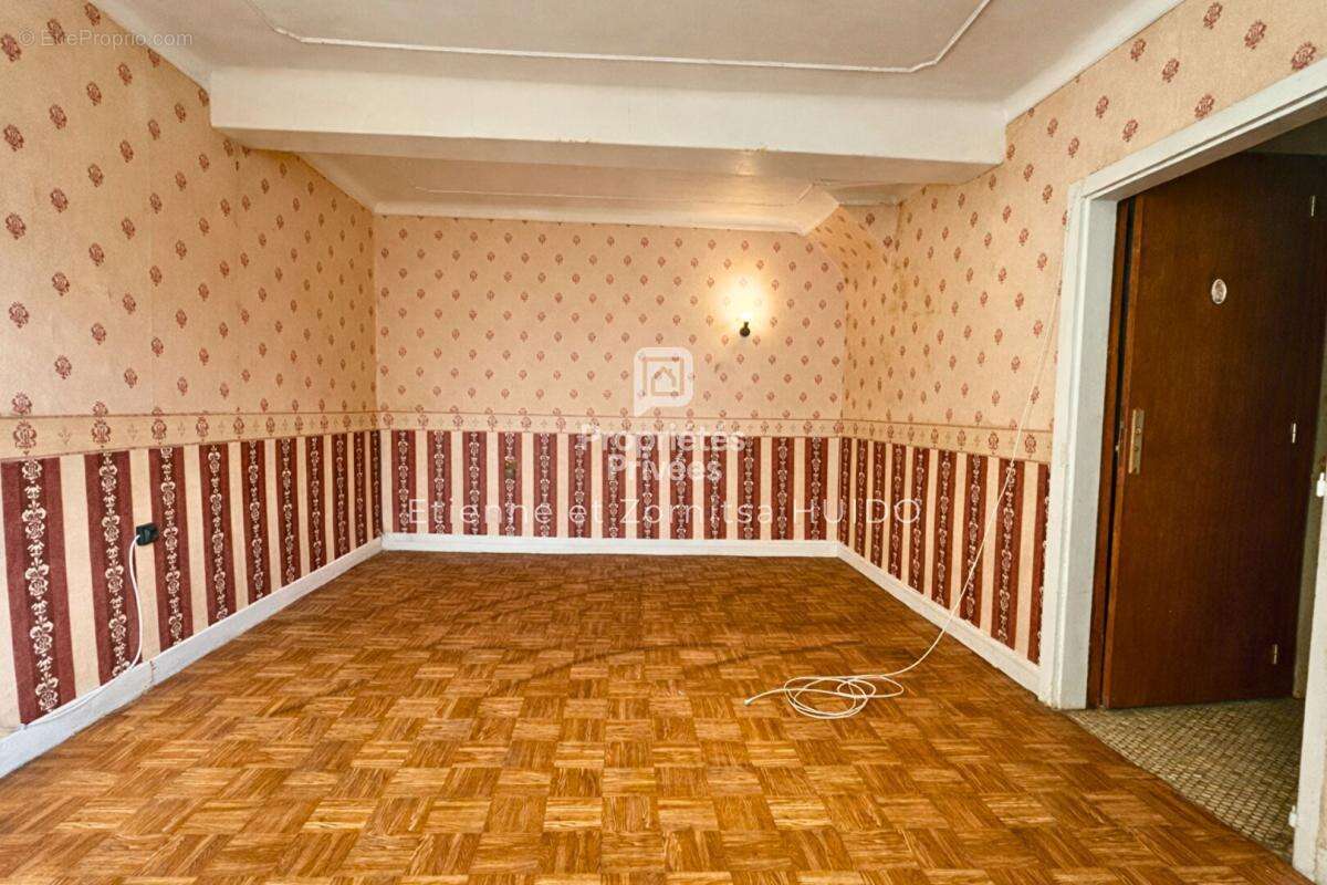 Appartement à VATAN