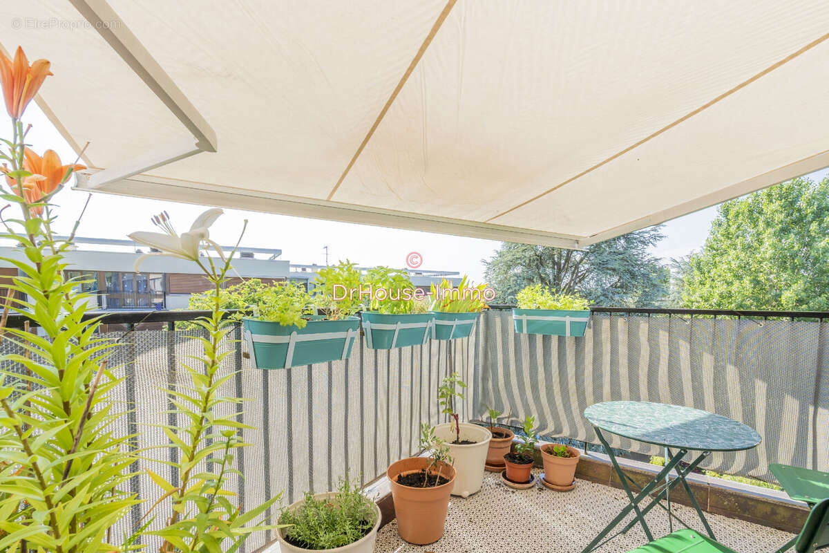Appartement à LE CHESNAY