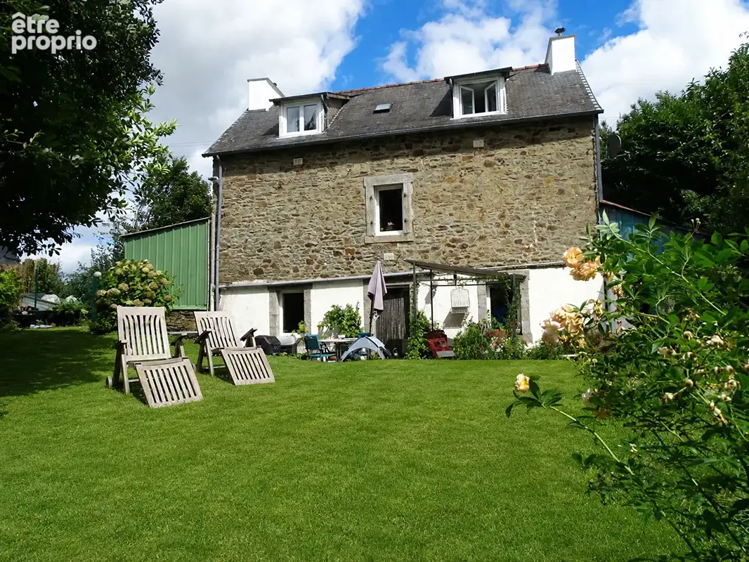 Maison à POULLAOUEN