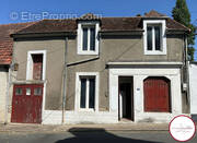 Maison à BRUERE-ALLICHAMPS