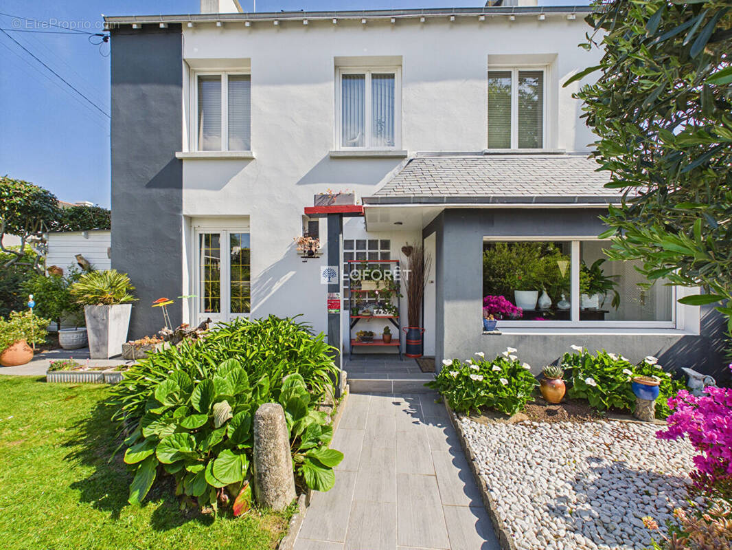 Maison à PONT-L'ABBE