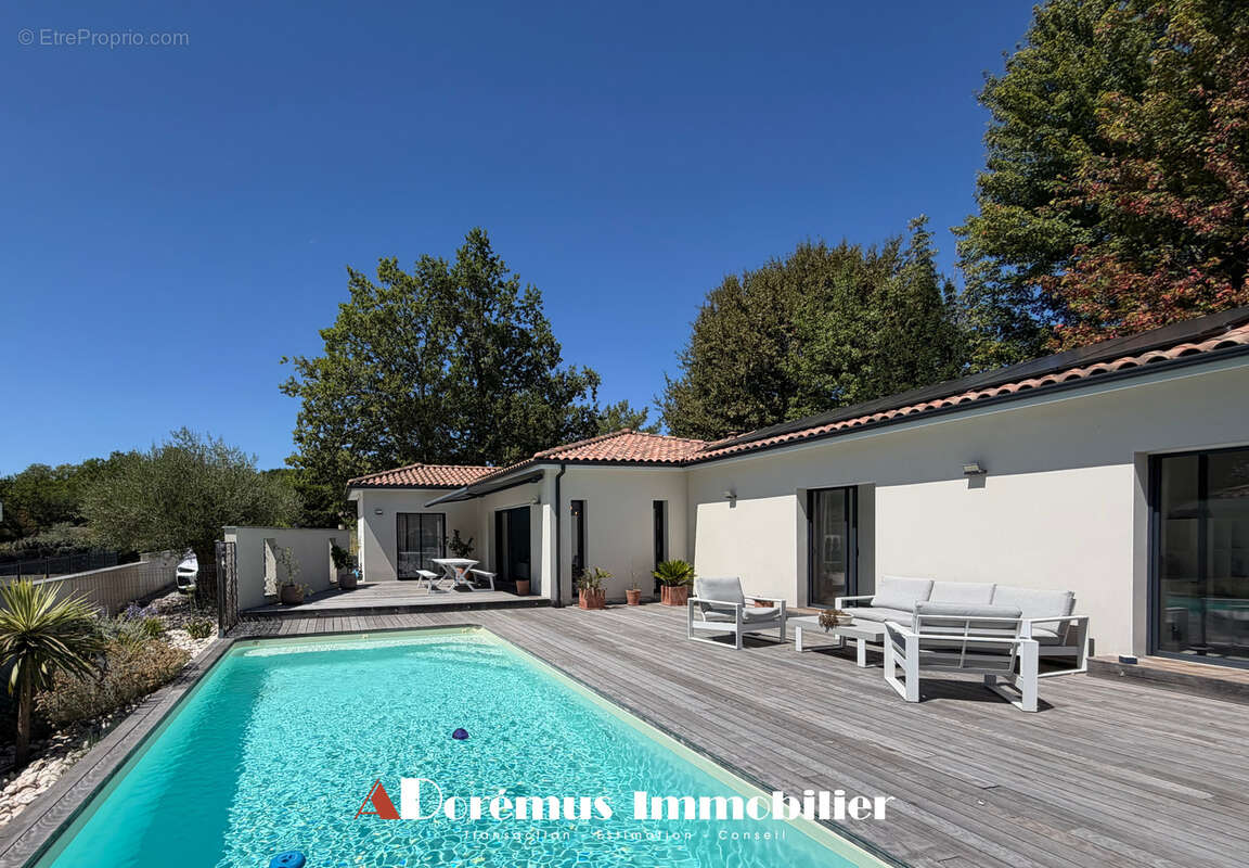 Maison contemporaine 149 m2 habitable - 4 chambres + salle de jeux - piscine - photo 14