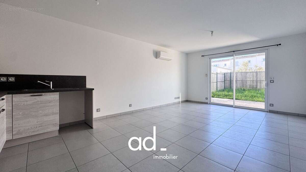 Maison à SAINT-XANDRE