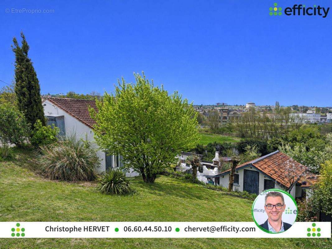 Maison à RUELLE-SUR-TOUVRE