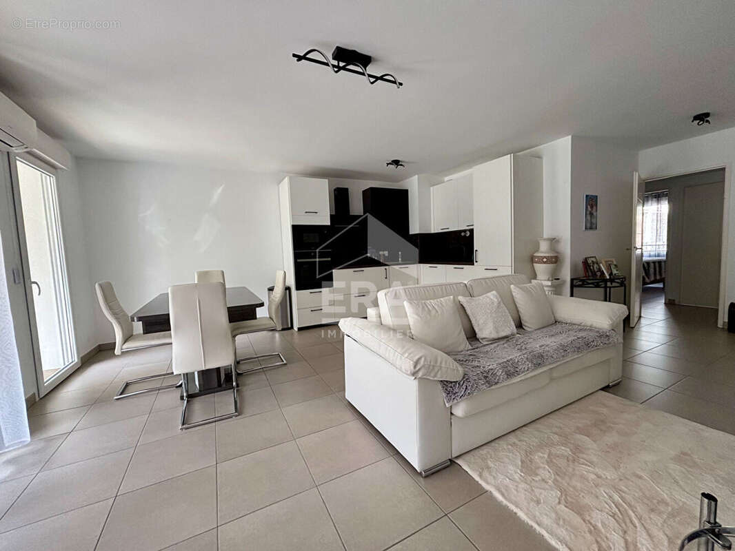 Appartement à CAGNES-SUR-MER