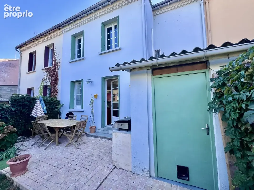 Maison de ville T4 de 80m2 habitable sur terrain 175m2 avec terrasse et double jardin - photo 1