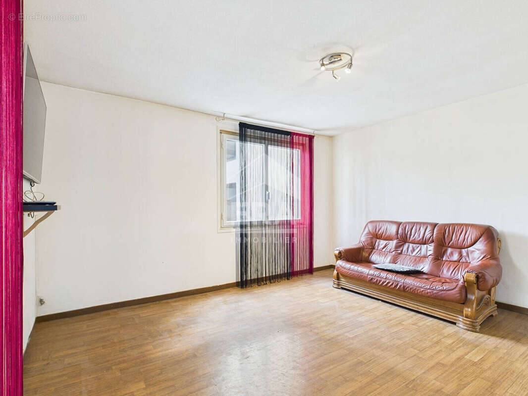 Appartement 78m² à onet-le-château - photo 3
