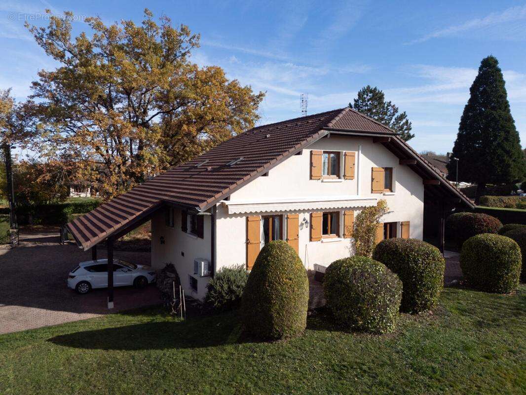 Maison à CHENS-SUR-LEMAN