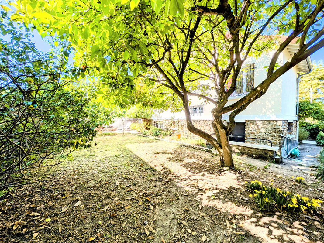 Maison à VILLEMOMBLE