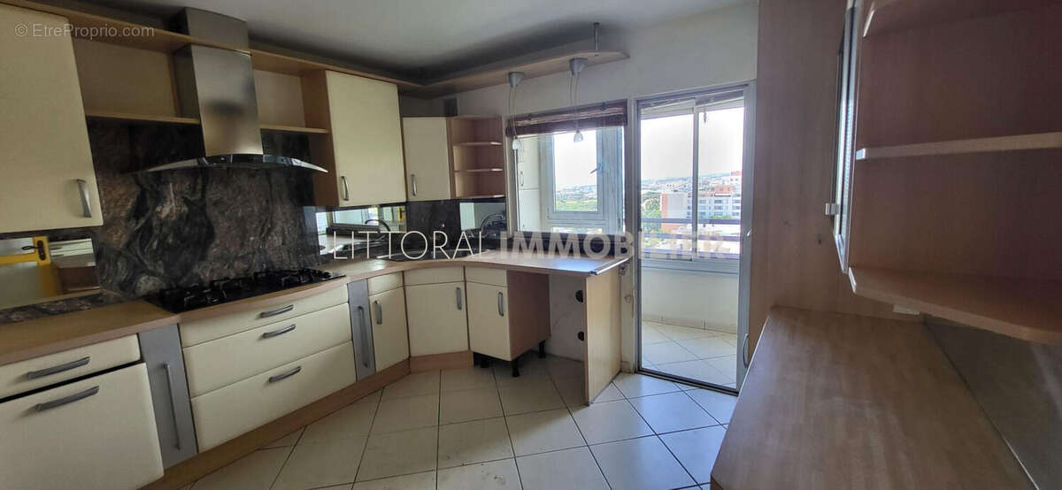 Appartement Saint François 5 pièce(s) 193 m2 - photo 3