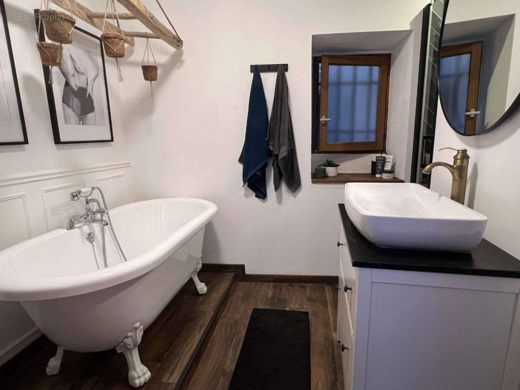 Maison à FIGEAC