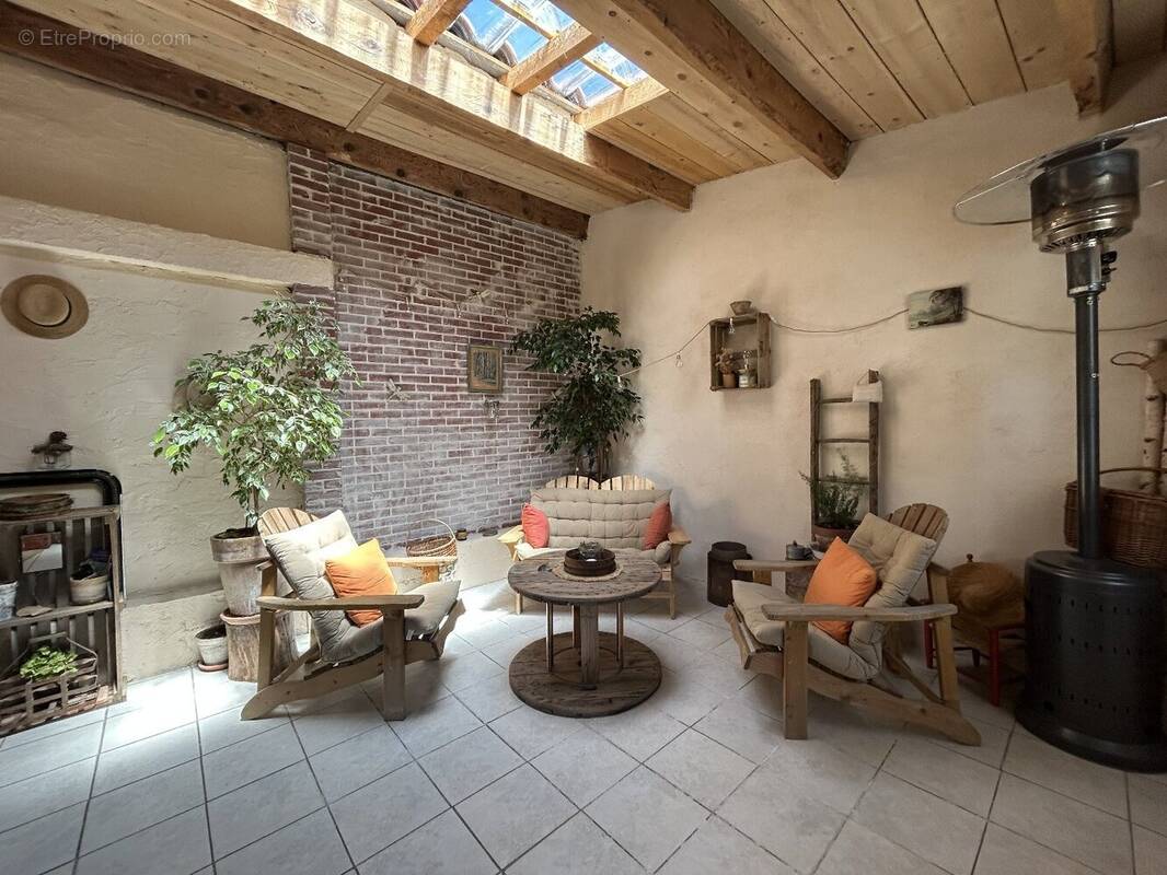 Maison à LONGAGES