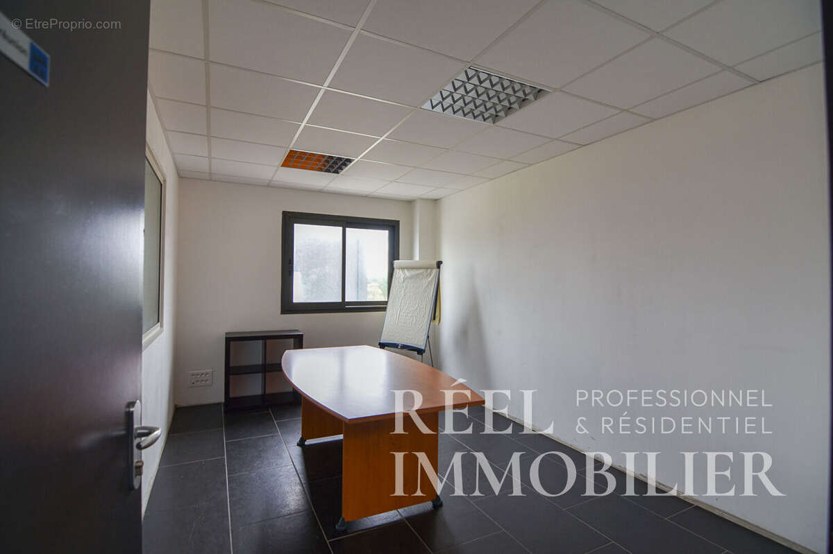 Commerce à L'ISLE-JOURDAIN