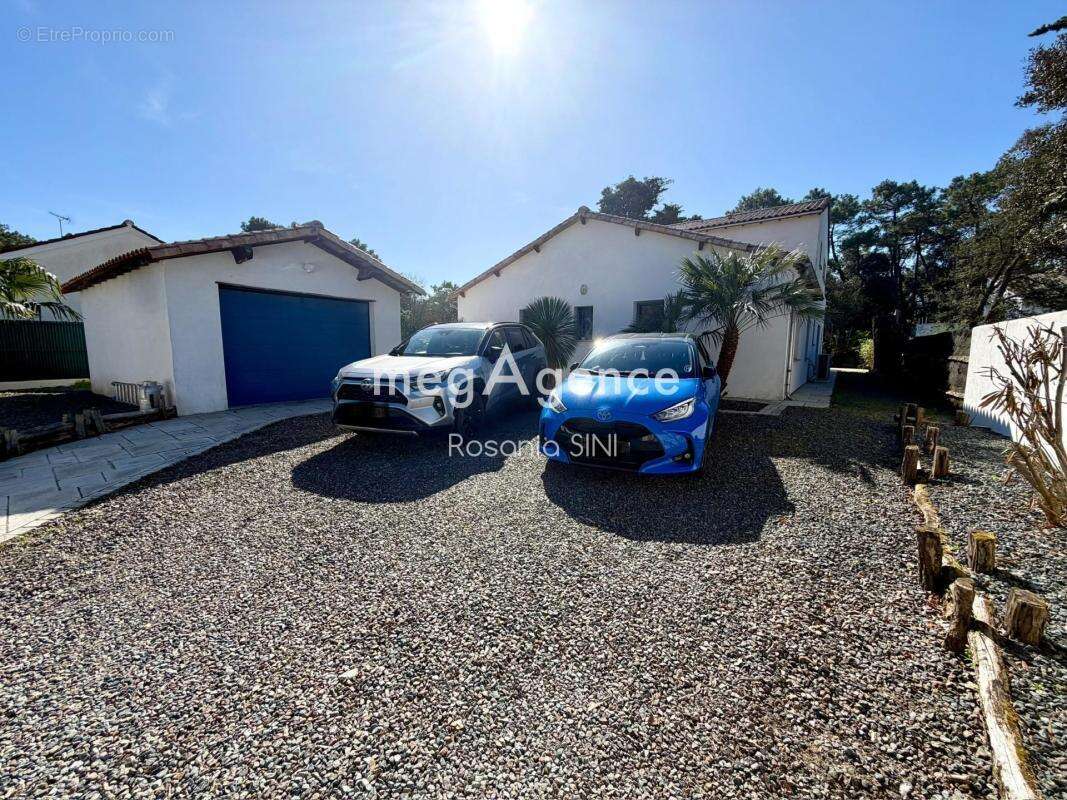 Maison à LONGEVILLE-SUR-MER