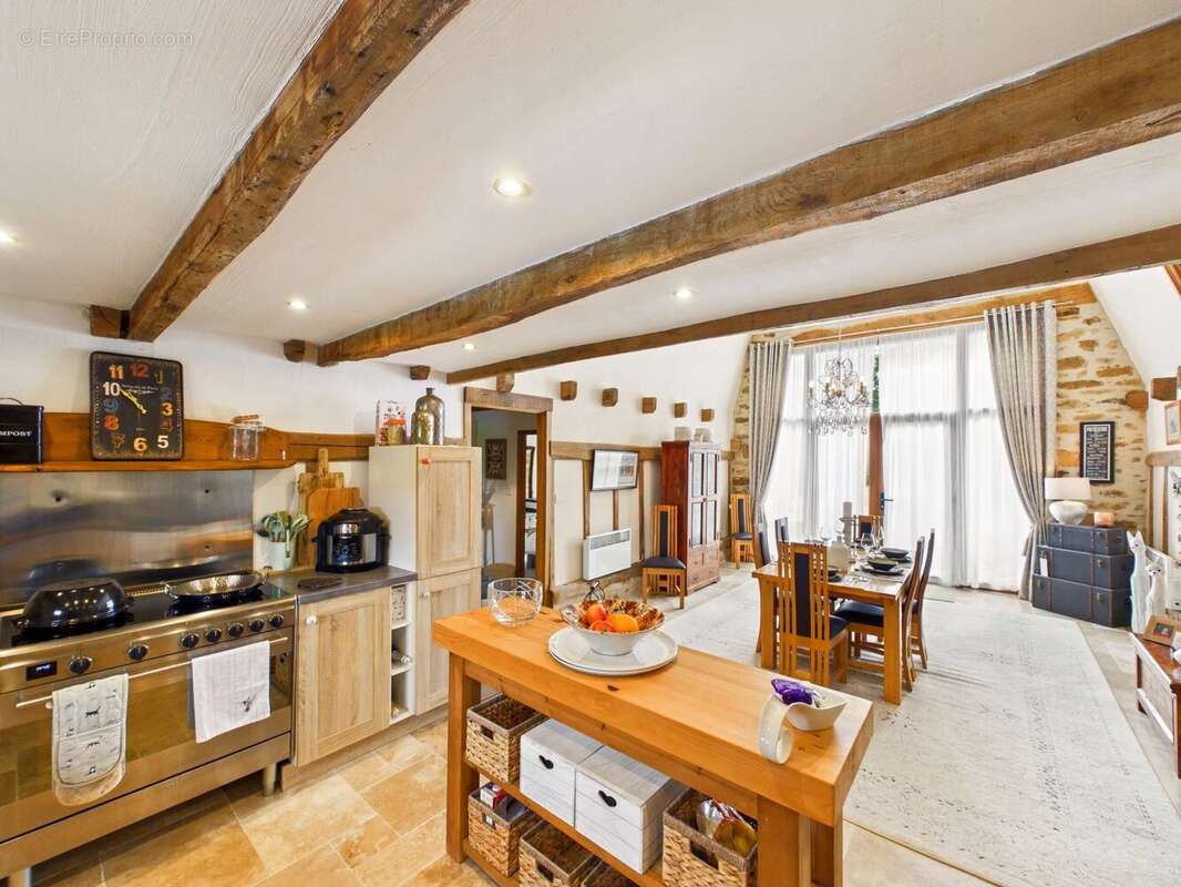 Maison à CHAMPSAC