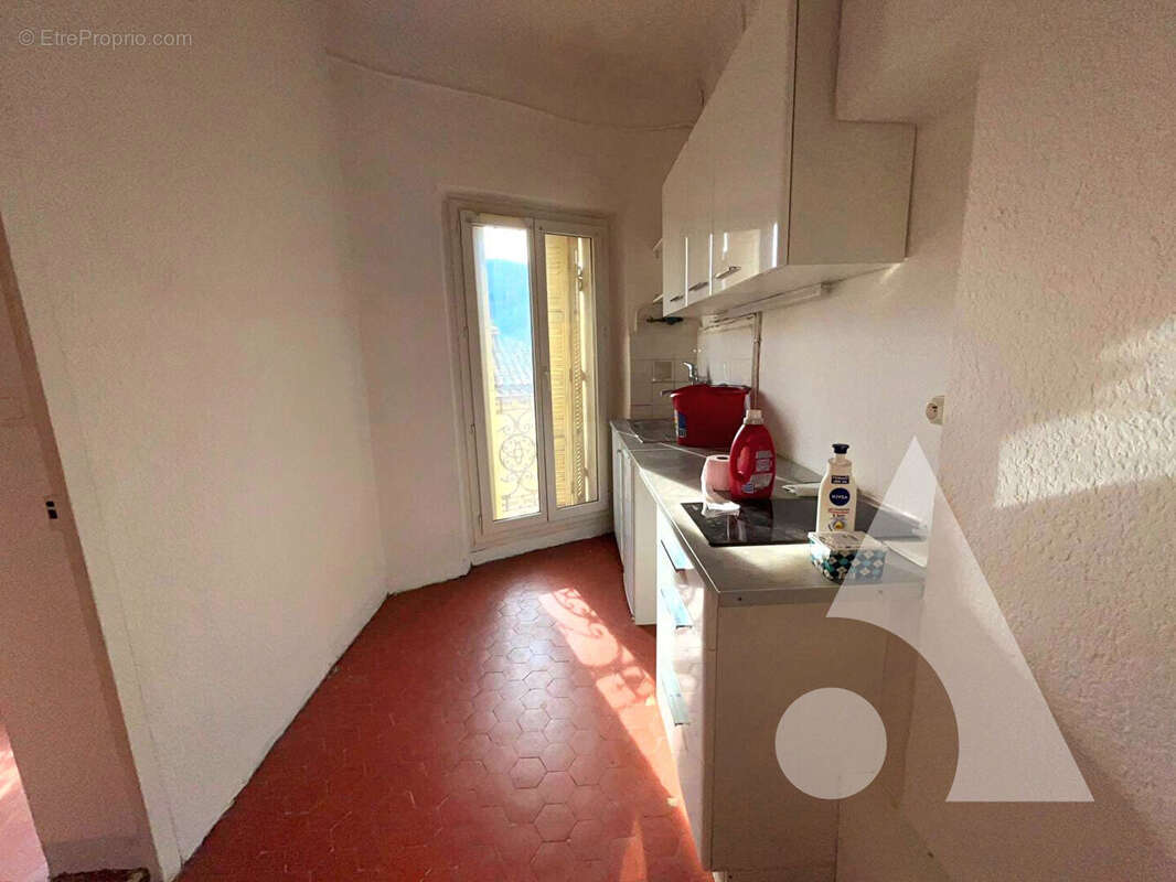 Appartement à SALERNES