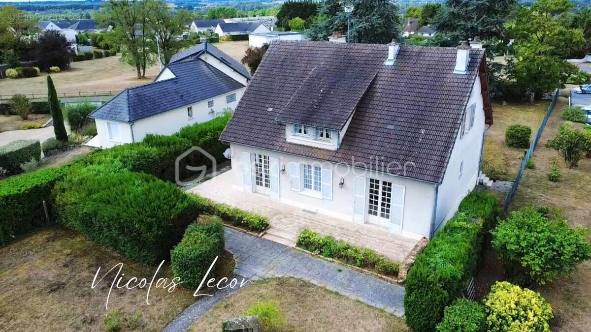 Maison à SAINT-DOULCHARD