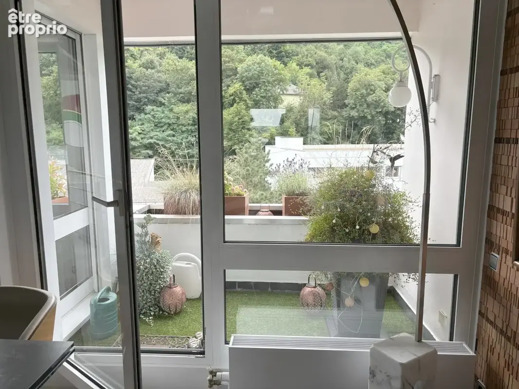 Appartement en duplex 6 pieces - terrasse - garage et caves - photo 12