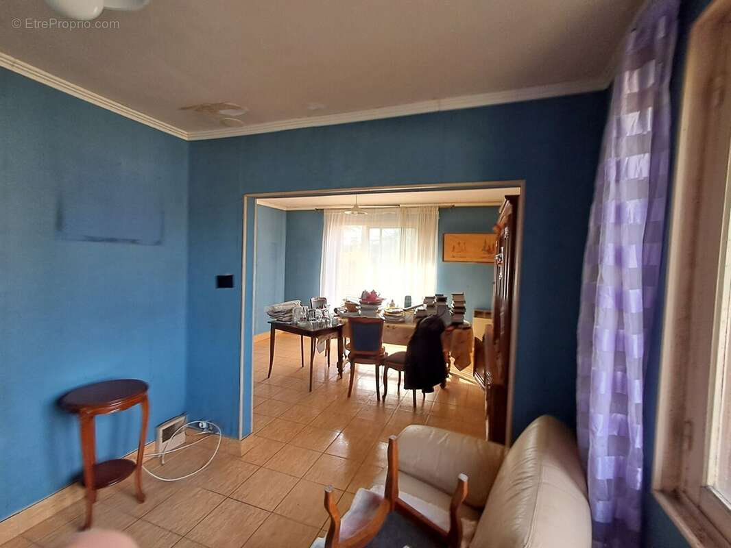 Maison à COLAYRAC-SAINT-CIRQ