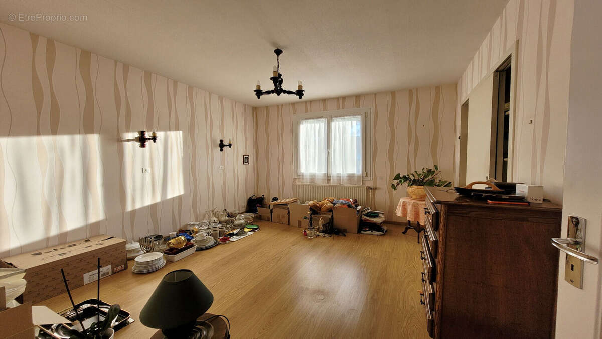 Maison à NOYAL-SUR-VILAINE