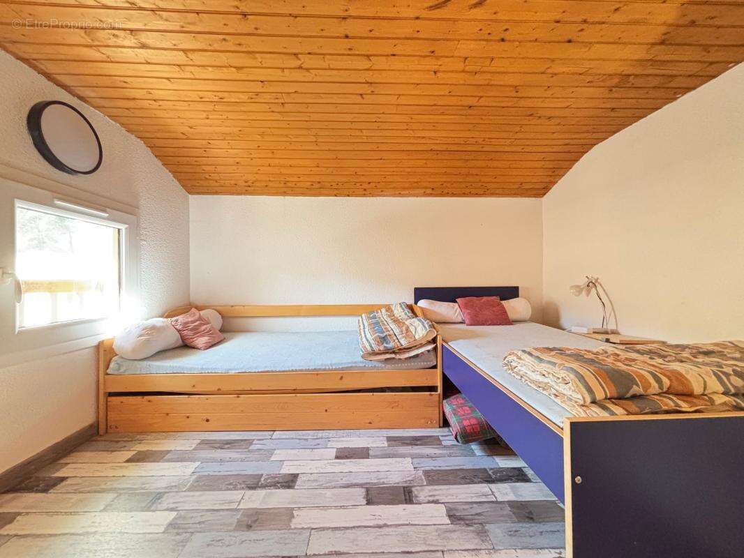 Maison à LES MATHES