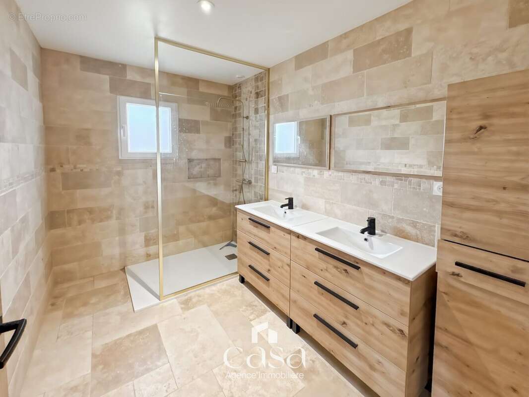 Maison à PERTHEVILLE-NERS