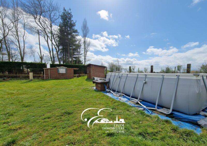 Terrain à OYE-PLAGE