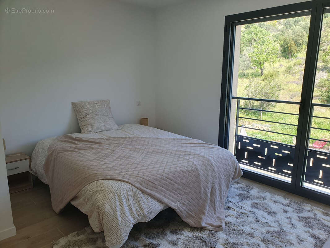 Maison à PLAN-DE-LA-TOUR