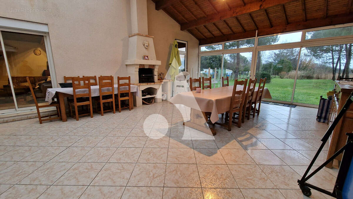 Maison La Tremblade 6 pièces 200m2 avec véranda. - photo 6
