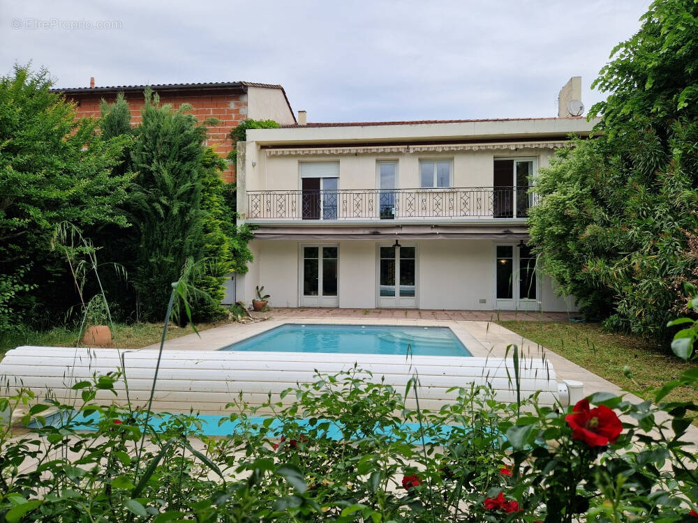 Maison à VILLENEUVE-SUR-LOT